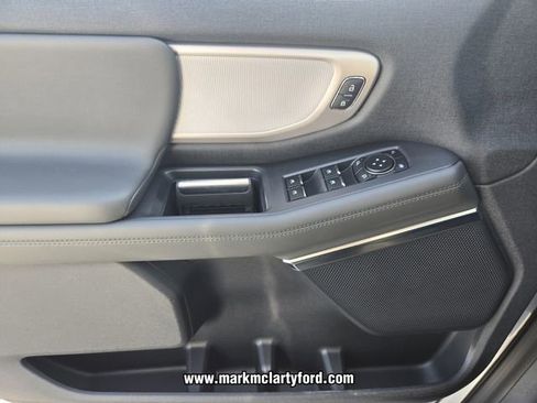 New 2026 Ford Expedition Active RWD image 21
