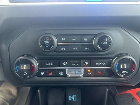 Certified 2025 Ford Bronco Stroppe Edition AWD/4WD image 39