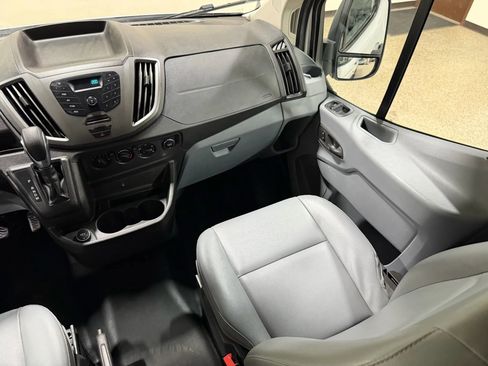 Used 2017 Ford Transit 150 XL image 44