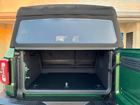 Used 2023 Ford Bronco Badlands image 24