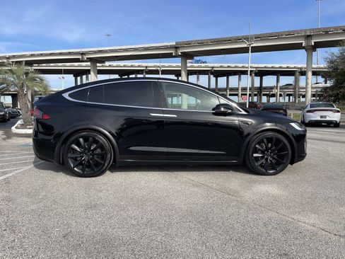 Used 2018 Tesla Model X 100D image 6