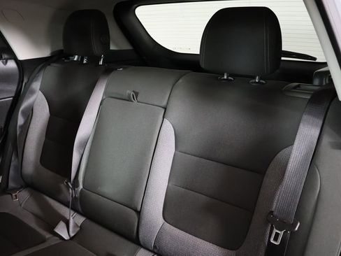 Used 2024 Chevrolet TrailBlazer LT w/ Convenience Package AWD/4WD image 29