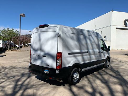 Used 2023 Ford Transit 250 Medium Roof AWD w/ Load Area Protection Package image 4