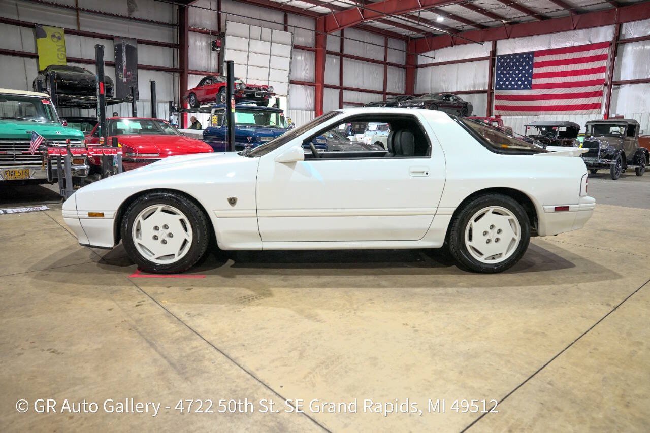 Used 1988 MAZDA RX-7 Turbo RWD image 4