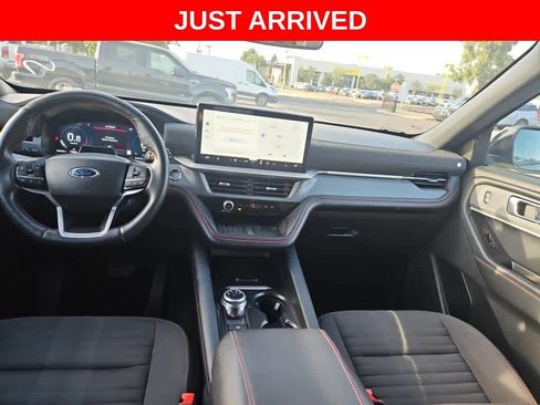 Used 2025 Ford Explorer ST-Line w/ Premium Package RWD image 11