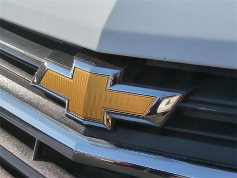 Certified 2021 Chevrolet Equinox LS image 30