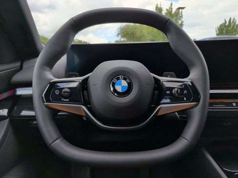 Used 2026 BMW 530i RWD image 20