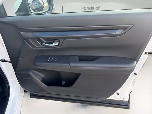 Certified 2025 Honda CR-V EX image 32