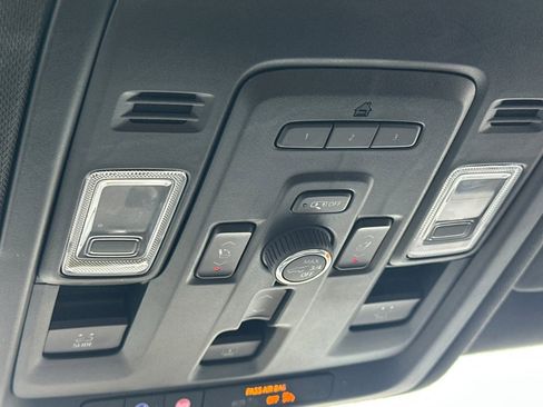 Certified 2023 Chevrolet Suburban Premier image 21