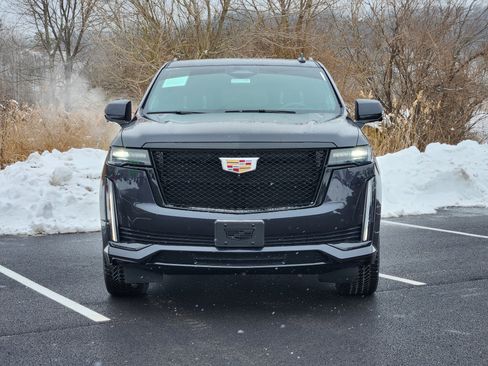 Used 2022 Cadillac Escalade Sport Platinum image 17