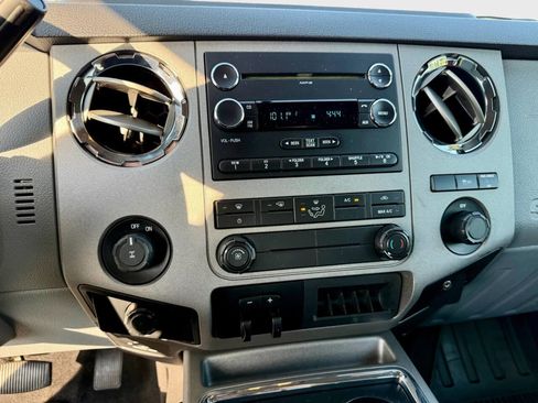 Used 2012 Ford F250 XLT image 15