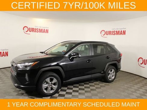 Used 2025 Toyota RAV4 XLE AWD/4WD image 4