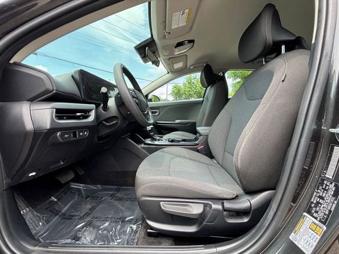 Used 2025 Kia K4 FWD image 24