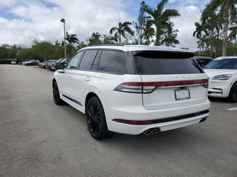 Certified 2024 Lincoln Aviator Reserve w/ Equipment Group 201A AWD/4WD image 3