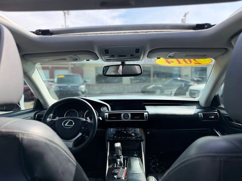 Used 2014 Lexus IS 250 w/ Navigation Package RWD image 18