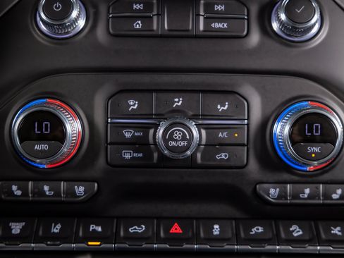 Used 2022 GMC Sierra 2500 Denali AWD/4WD image 24