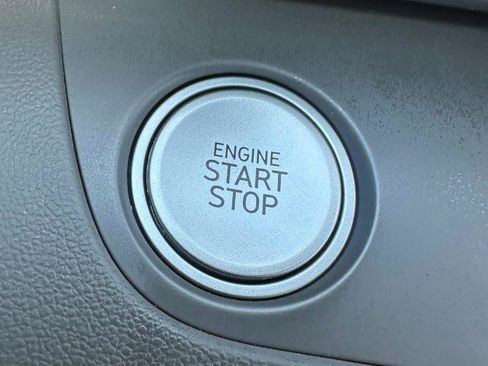 Used 2023 Hyundai Elantra SEL w/ Convenience Package FWD image 16