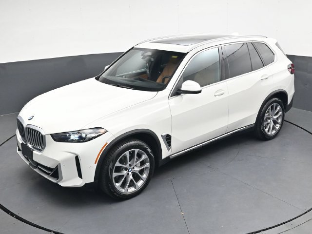 Certified 2024 BMW X5 xDrive40i w/ Parking Assistance Package AWD/4WD image 30