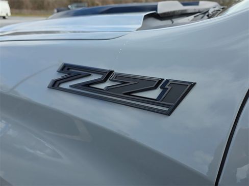 Certified 2024 Chevrolet Silverado 1500 Custom Trail Boss w/ Dark Appearance Package image 32