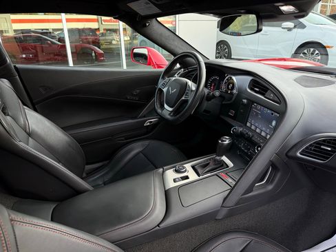 Used 2017 Chevrolet Corvette Stingray Coupe image 26
