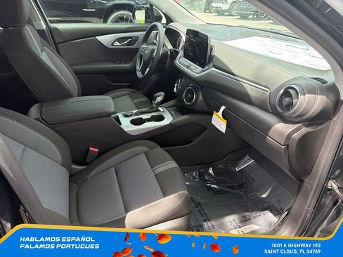 New 2026 Chevrolet Blazer LT w/ Convenience Package FWD image 31