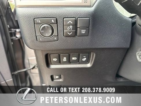 Used 2023 Lexus GX 460 Premium w/ Premium Package AWD/4WD image 26