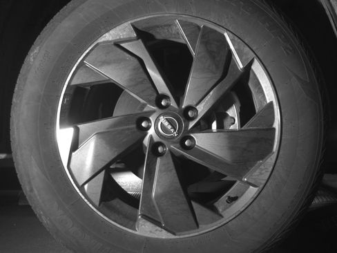 Used 2025 Nissan Rogue SV image 13