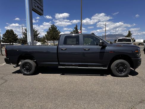New 2025 RAM 2500 Tradesman AWD/4WD image 2