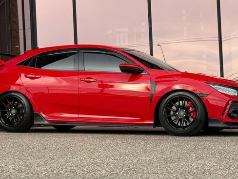 Used 2017 Honda Civic Type R image 16