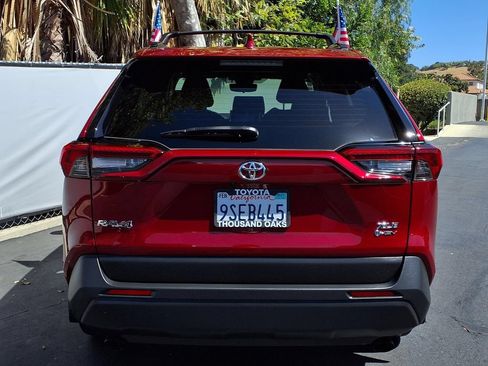Certified 2025 Toyota RAV4 XLE AWD/4WD image 7