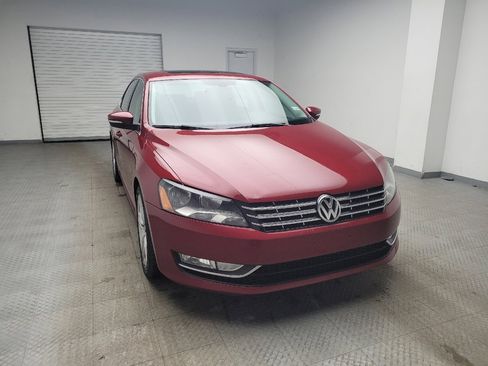 Used 2015 Volkswagen Passat 1.8T SEL Premium image 14