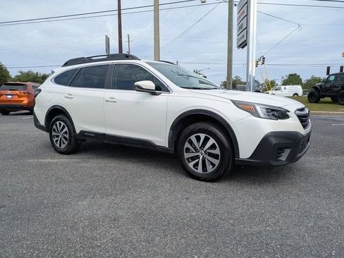 Used 2020 Subaru Outback Premium w/ Popular Package #1 AWD/4WD image 2