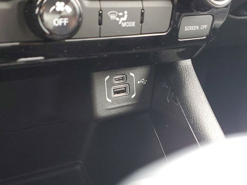 New 2026 Jeep Compass Latitude image 27