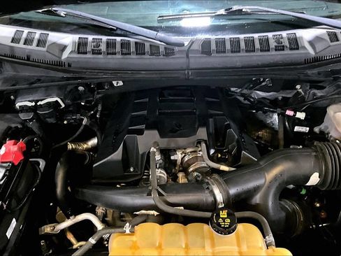 Used 2015 Ford F150 XLT w/ Equipment Group 301A Mid AWD/4WD image 29
