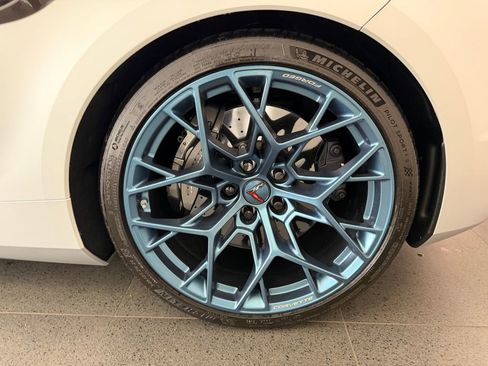 Used 2026 Chevrolet Corvette ZR1 w/ Stealth Interior Trim Package RWD image 11