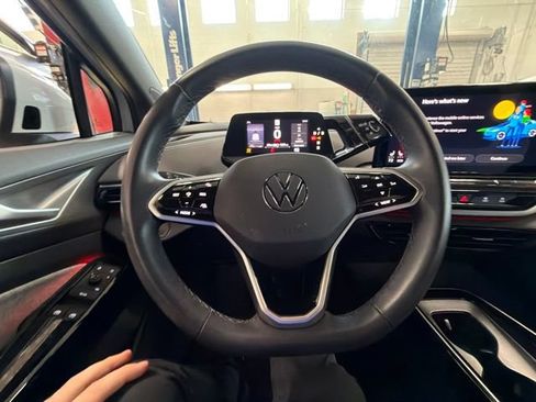 Used 2023 Volkswagen ID.4 Pro RWD image 22