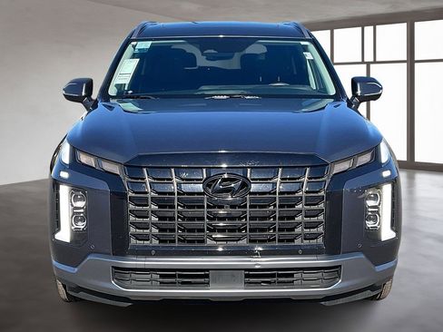 Used 2024 Hyundai Palisade SEL w/ Premium Package image 2