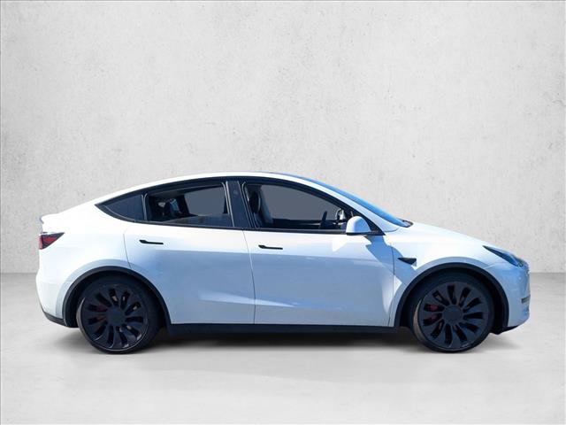 Used 2025 Tesla Model Y Performance AWD/4WD image 4