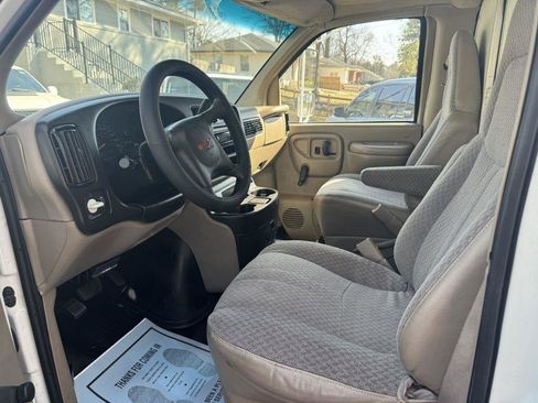 Used 2002 GMC Savana 3500 RWD image 7