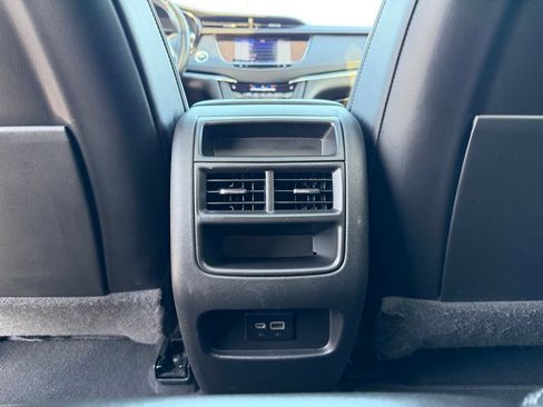 Used 2022 Cadillac XT5 Premium Luxury FWD image 28