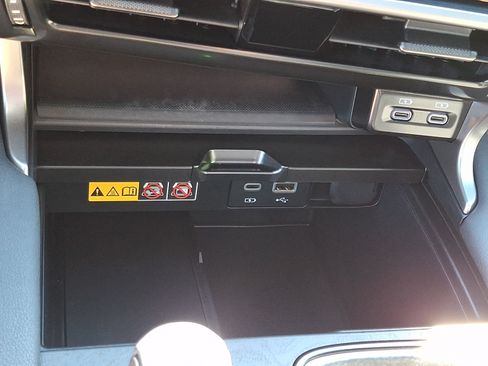 Certified 2026 Lexus RX 450h AWD image 24