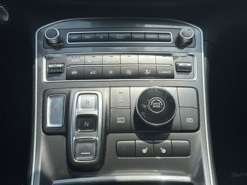 Used 2023 Hyundai Santa Fe SEL FWD image 16