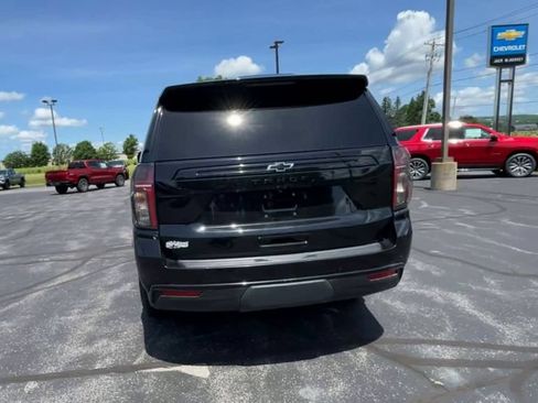 Used 2024 Chevrolet Tahoe Z71 w/ Luxury Package AWD/4WD image 7