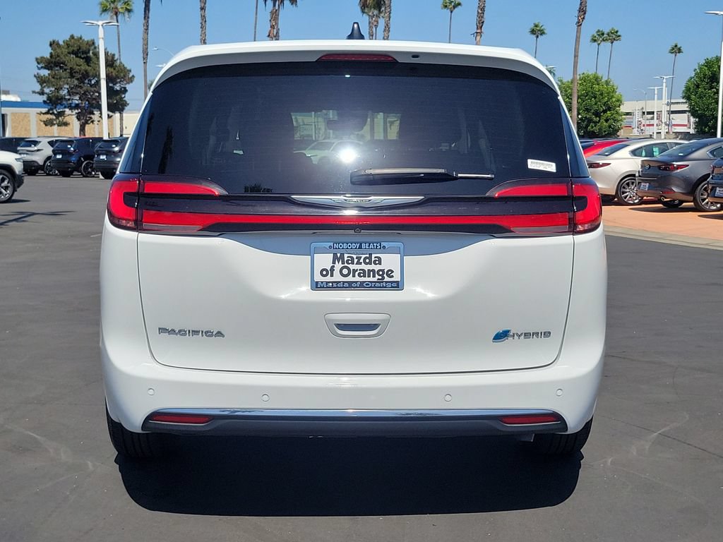 Used 2024 Chrysler Pacifica Limited FWD image 25