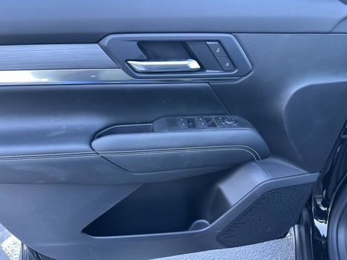New 2025 GMC Terrain Elevation image 5