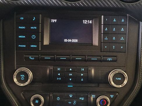 Used 2017 Ford Mustang Coupe RWD image 25