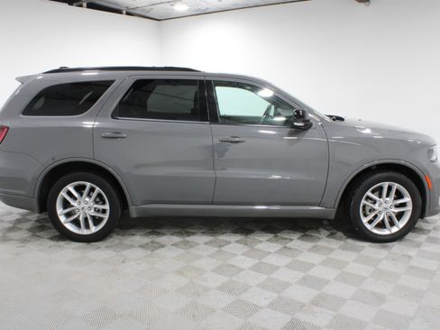 Used 2023 Dodge Durango GT RWD image 29
