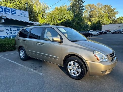 Used 2006 Kia Sedona LX FWD image 3