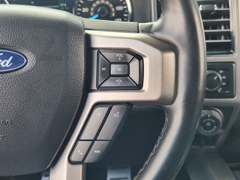 Used 2020 Ford F150 Platinum w/ Equipment Group 701A Luxury AWD/4WD image 23