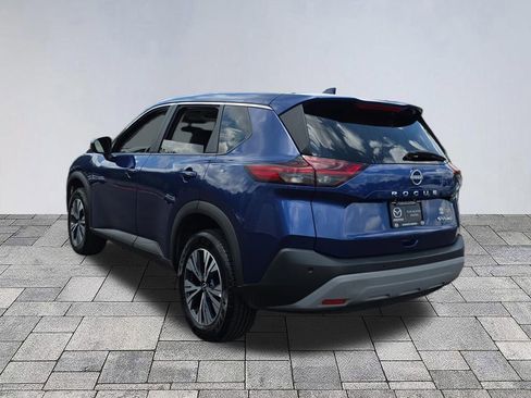 Used 2023 Nissan Rogue SV AWD/4WD image 5